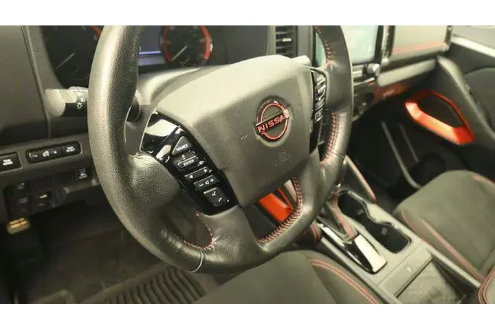 $36996 : Nissan Frontier 2022 4x4 PRO image 7