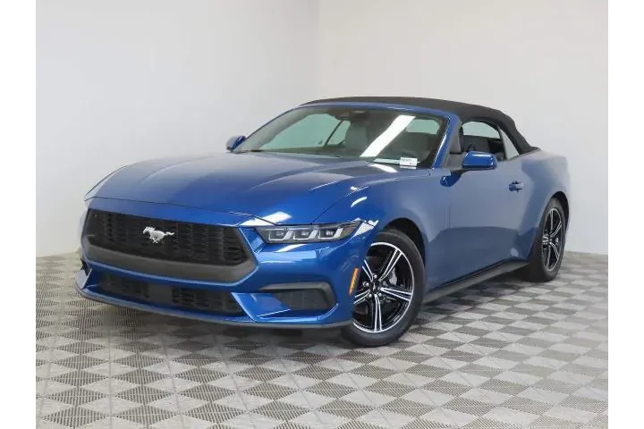 $31995 : Ford Mustang 2024 EcoBoost 2 image 3