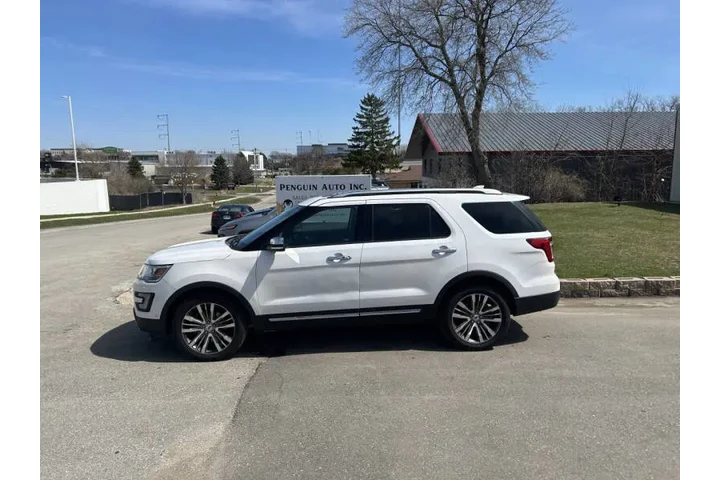 $15990 : 2017 Explorer Platinum image 4