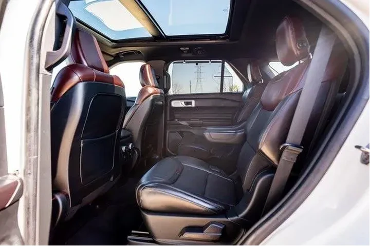 $24717 : Ford Explorer 2020 AWD Plati image 5