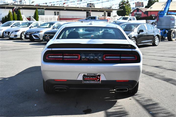 $39998 : Challenger R/T Scat Pack image 7