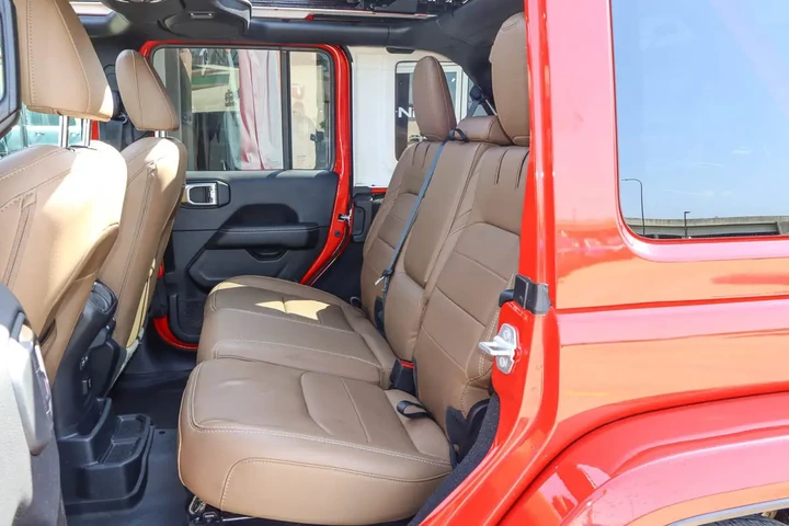 $29587 : 2021 Wrangler 4xe Unlimited S image 8