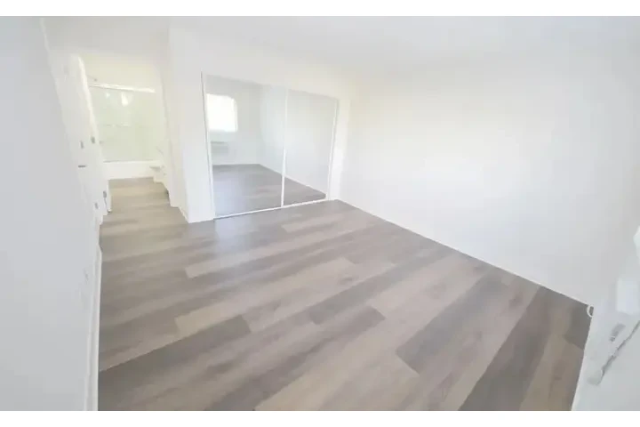 $1450 : 1 Bed 1 Bath Apt in Lynwood image 5