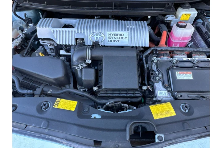 $8995 : Toyota Prius 2014 Four 4dr H image 6