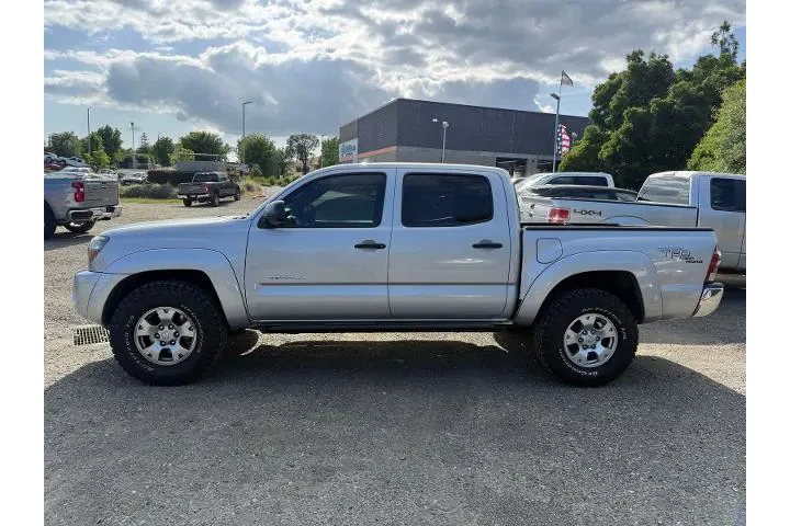 $24000 : Toyota Tacoma 2010 4x4 V6 4d image 2