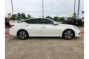 $17898 : Nissan Altima 2019 2.5 SL 4d thumbnail