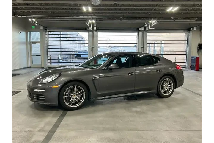 $28500 : Porsche Panamera 2016 AWD 4 image 1