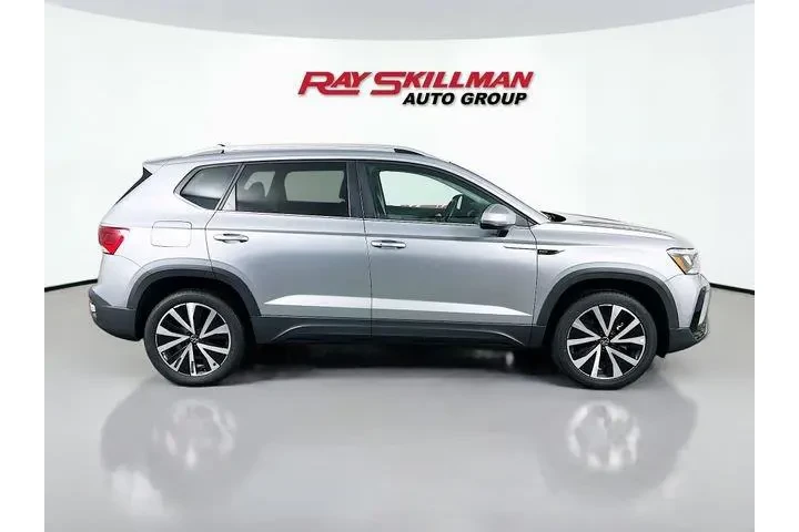 $24975 : Volkswagen Taos 2024 SE 4dr image 5