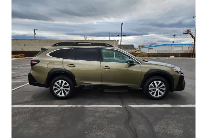 $24450 : 2024 Outback Premium image 10