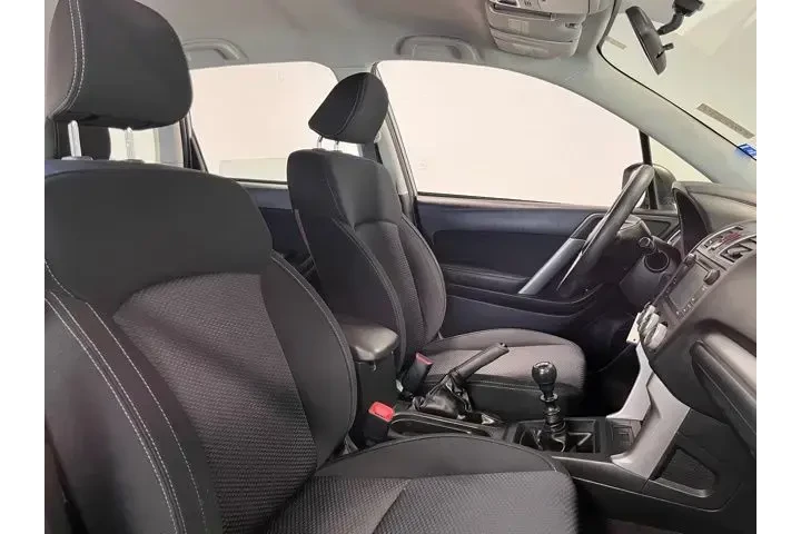 $15456 : Subaru Forester 2016 AWD 2.5 image 10