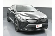 $23995 : Toyota C-HR 2022 Nightshade thumbnail