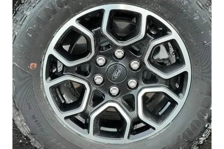 $39859 : Ford F-150 2023 4x4 XLT 4dr image 10