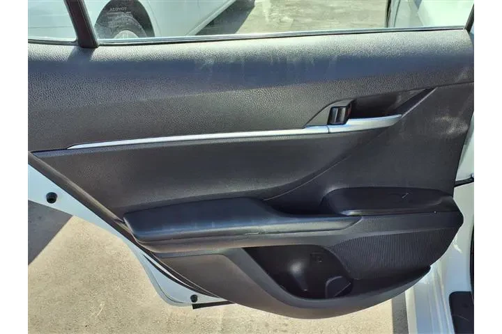 $22744 : Toyota Camry 2024 LE 4dr Sed image 8