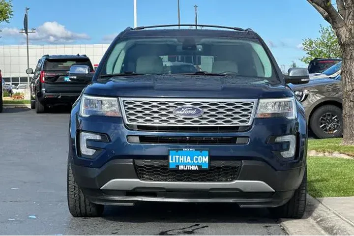 $19995 : Ford Explorer 2017 AWD Plati image 10