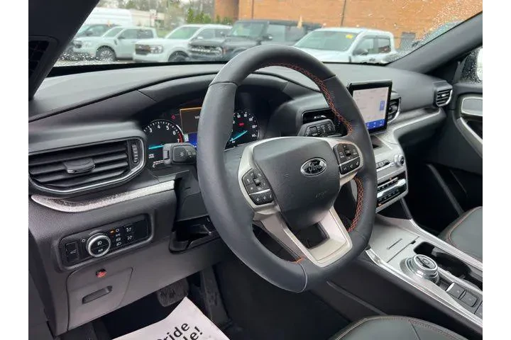 $39984 : Ford Explorer 2024 AWD Timbe image 7