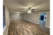 $1100 : Rental property with 3 bedro thumbnail