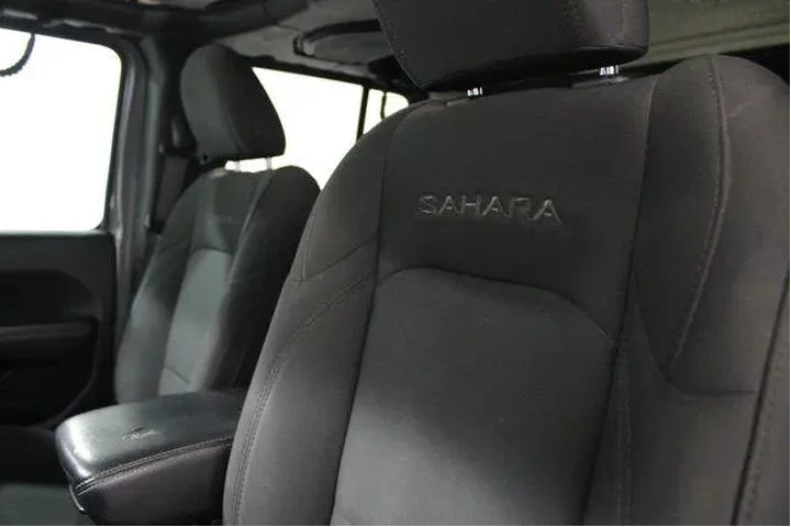 $31987 : Jeep Wrangler Unlimited 2018 image 5