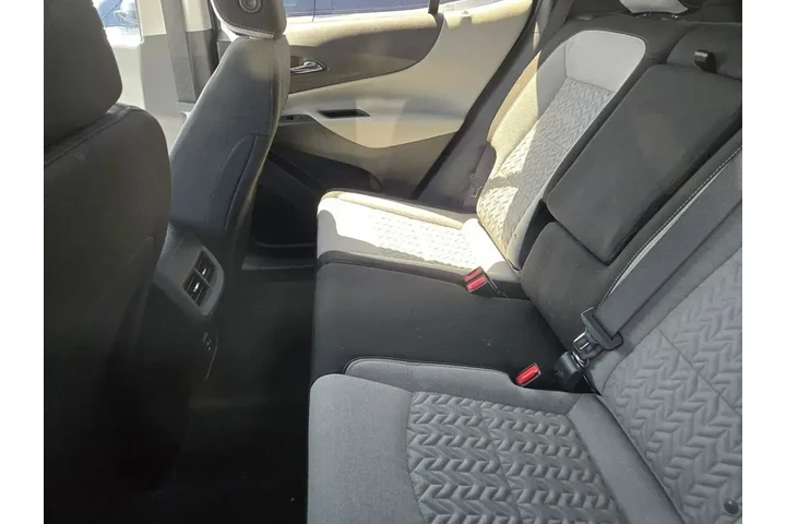 $23591 : Chevrolet Equinox 2024 LS 4d image 4