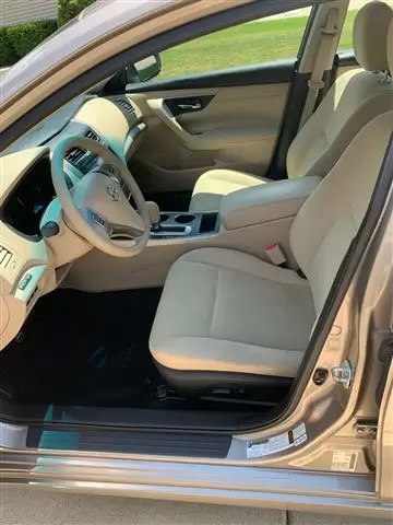 $4500 : 2015 Nissan Altima 2.5S Sedan image 3