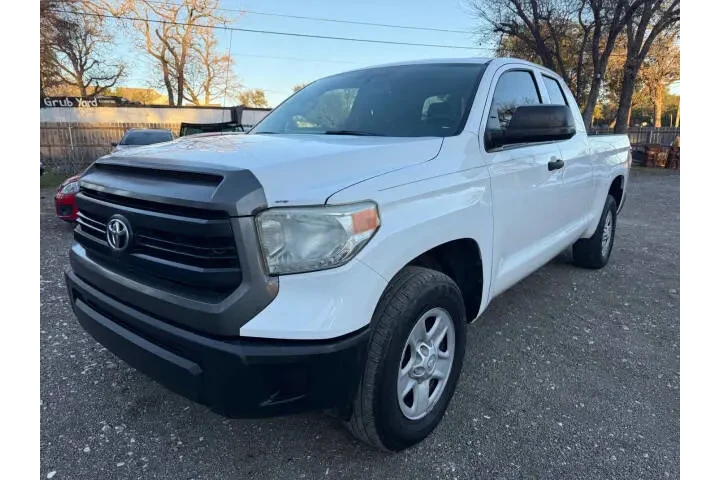 $13995 : 2017 Tundra image 1
