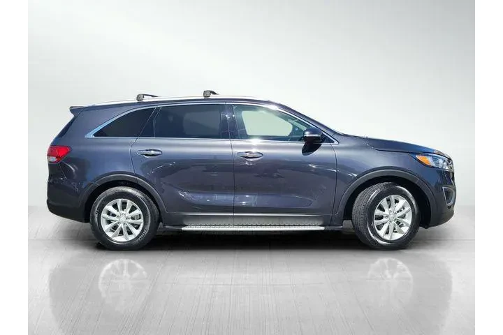 $9448 : Kia Sorento 2018 L 4dr SUV image 3