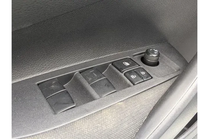 $21992 : Toyota Corolla 2024 LE 4dr S image 10