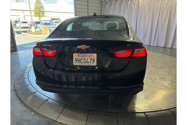 $17777 : Chevrolet Malibu 2024 LT 4dr image 6