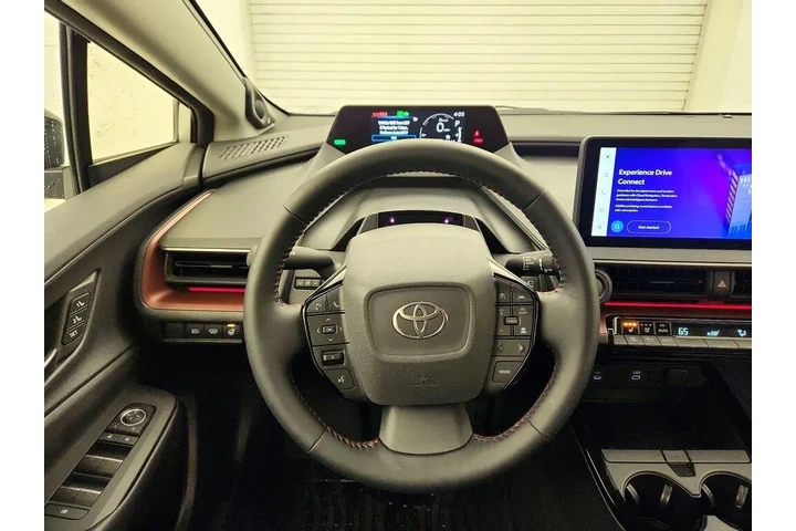$37998 : Toyota Prius Plug-in Hybrid image 10