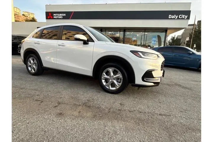 $24498 : Honda HR-V 2023 LX 4dr Cross image 3