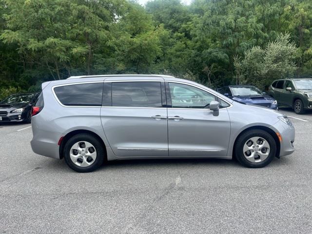 $16841 : PRE-OWNED 2017 CHRYSLER PACIF image 4