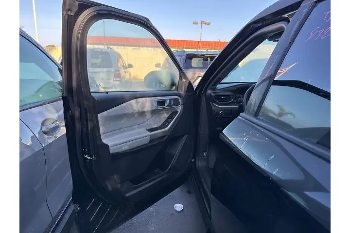 $30000 : Ford Explorer 2023 AWD XLT 4 image 3