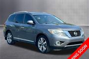 2016 Pathfinder Platinum en Knoxville