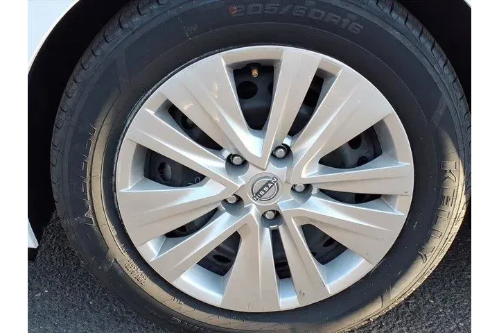 $15900 : Nissan Sentra 2024 S 4dr Sed image 8