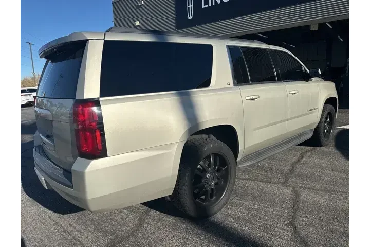 $14937 : Chevrolet Suburban 2016 4x4 image 5