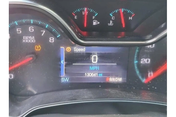 $3000 : Chevy cruz image 4