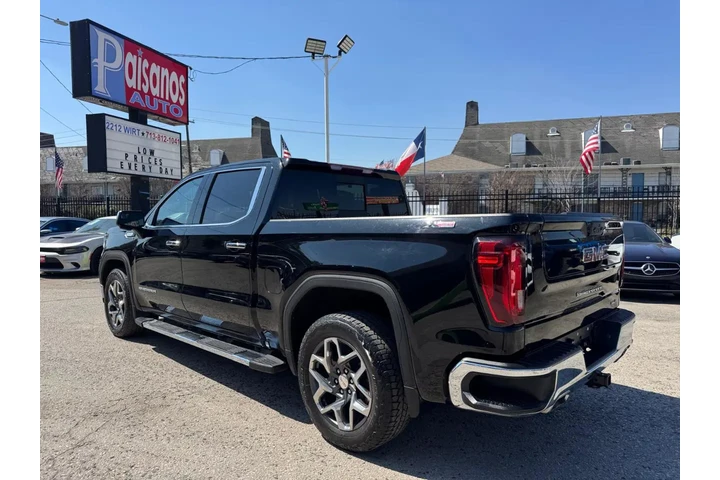 2023 GMC Sierra 1500 SLT Crew image 6