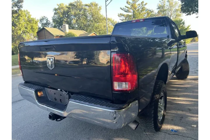 $1 : 2013 RAM 2500 Tradesman image 9