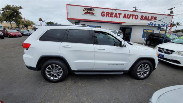 $16995 : 2015  Grand Cherokee Limited image 4