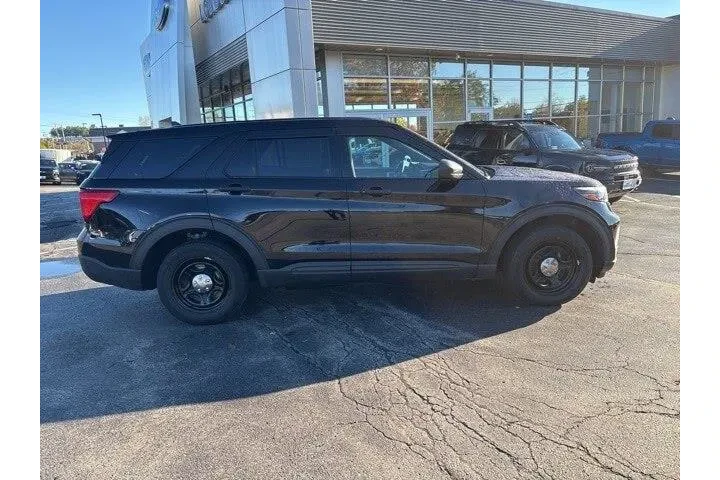 $20999 : Ford Explorer 2022 AWD Polic image 2