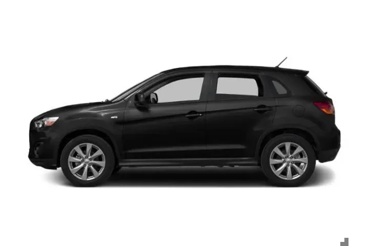$8244 : Mitsubishi Outlander Sport 2 image 2
