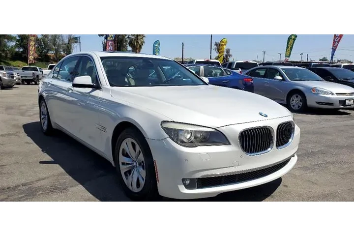$13499 : 2012 BMW 7-Series image 6