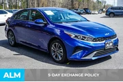 $15920 : Kia Forte 2023 LXS 4dr Sedan thumbnail