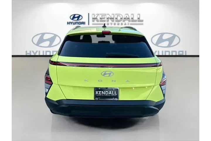 $19888 : Hyundai KONA 2024 SEL 4dr Cr image 7
