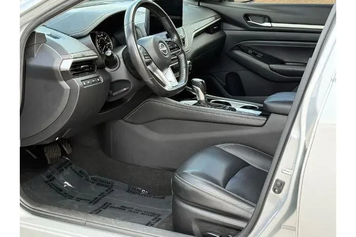 $20489 : Nissan Altima 2023 2.5 SL 4d image 6