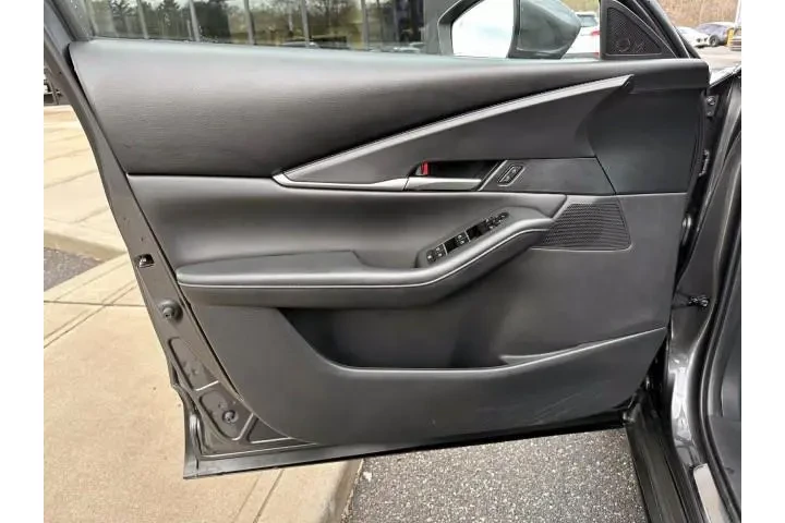 $23777 : Mazda CX-30 2023 AWD 2.5 S S image 8