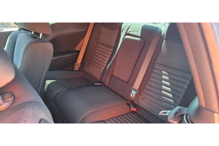 $13990 : 2013 Challenger SXT image 8