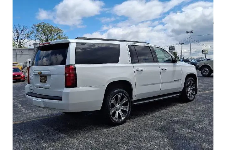 $32270 : Chevrolet Suburban 2018 4x4 image 6