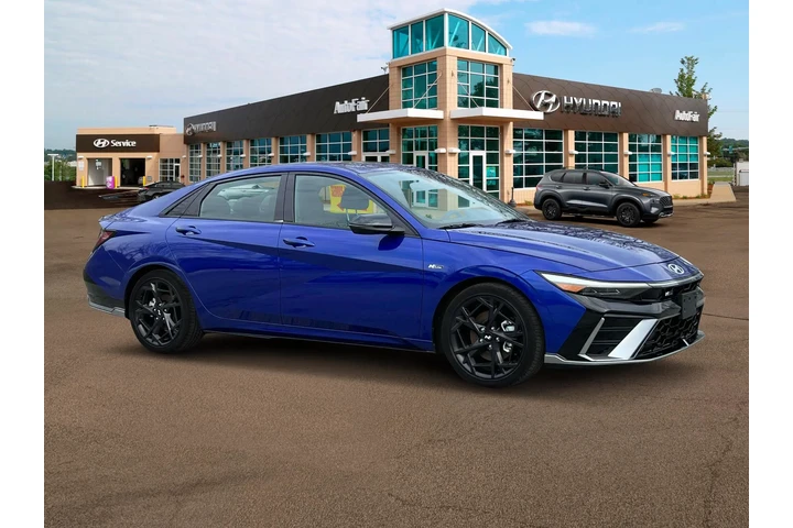 $25900 : Hyundai ELANTRA 2025 N Line image 10