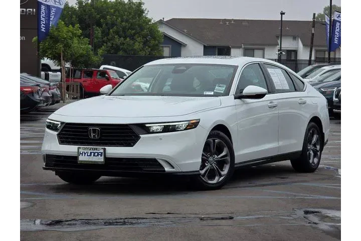 $27500 : Honda Accord Hybrid 2023 EX- image 2