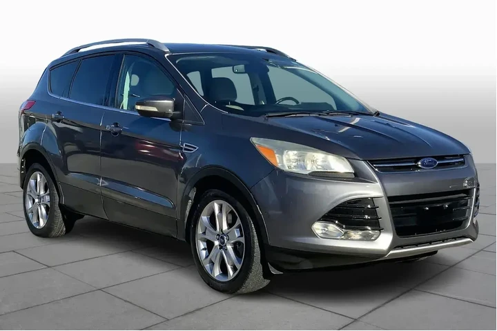 $7991 : Ford Escape 2014 Titanium 4d image 2